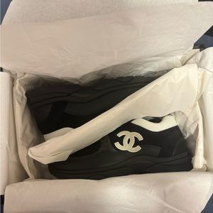 - Brand new, comes with box and original receipt. Price is negotiable